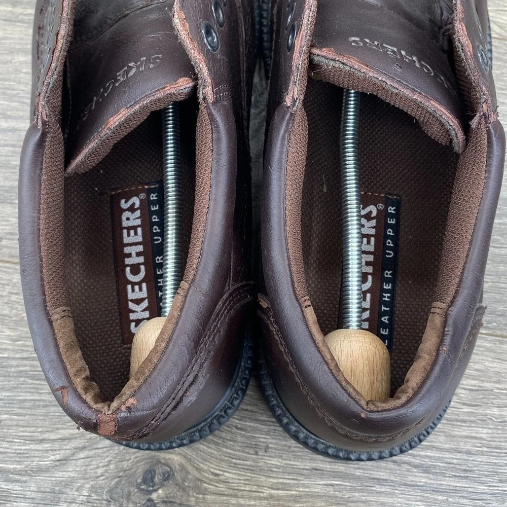 Skechers Relaxed Fit Work Shoes Mens 11 Brown Leather Slip Resistant 4096